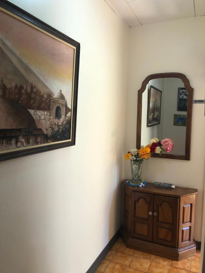 Airport Rio Segundo Studio Bed & Breakfast Alajuela Екстериор снимка