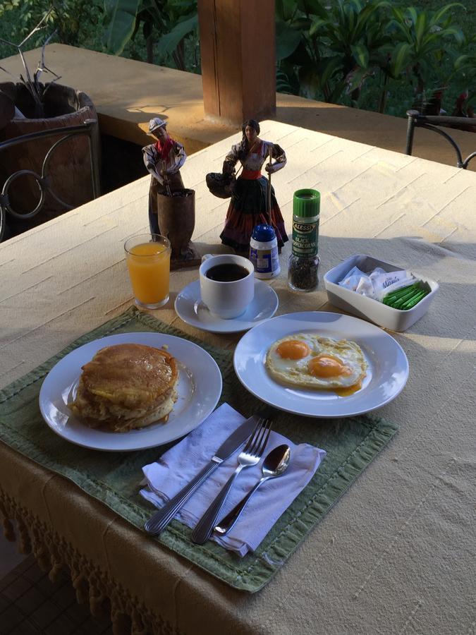 Airport Rio Segundo Studio Bed & Breakfast Alajuela Екстериор снимка
